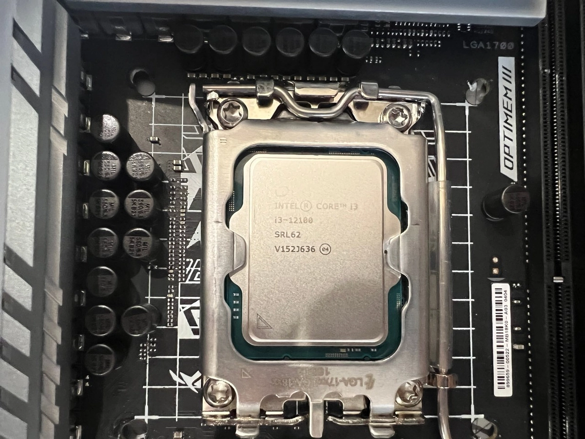 12100f intel. Core i3 12100. Intel i3 12100. Процессор Core i3 12100f. Процессор Intel Core i3-12100f OEM.