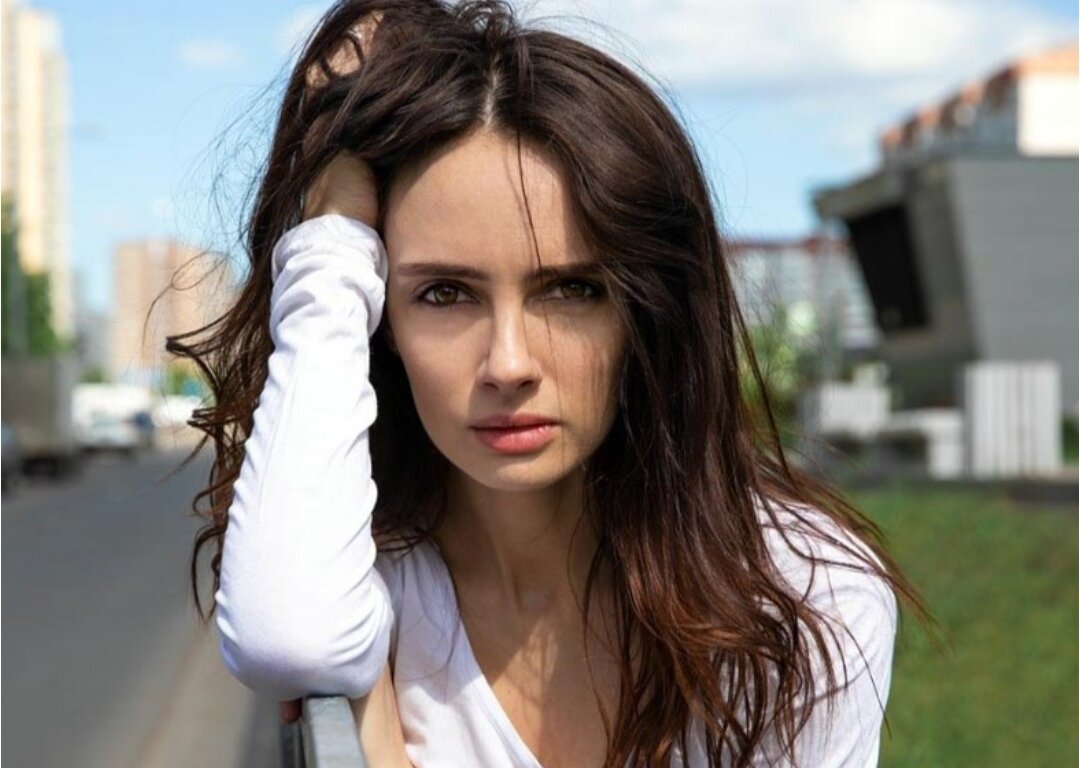 Молодые российские актрисы фото с именами и фамилиями брюнетки