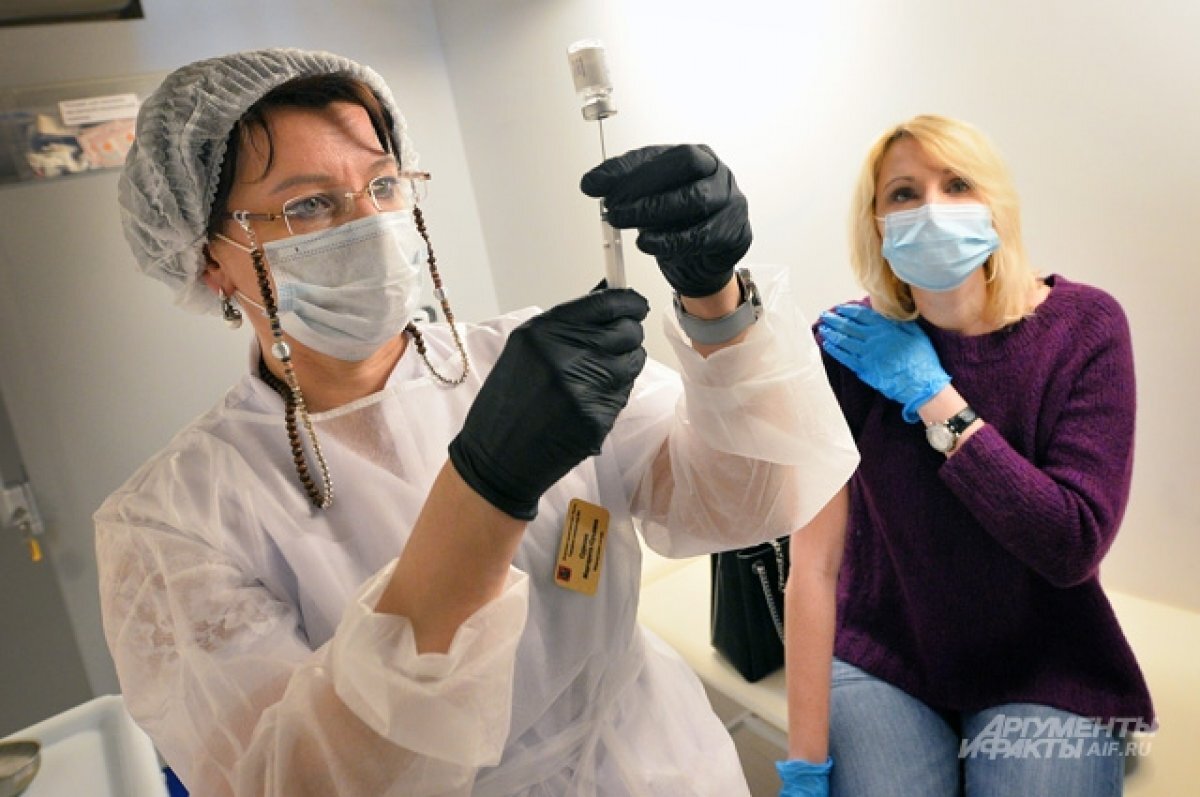    Свыше 14,7 тысячи новых случаев COVID-19 выявили в РФ за сутки