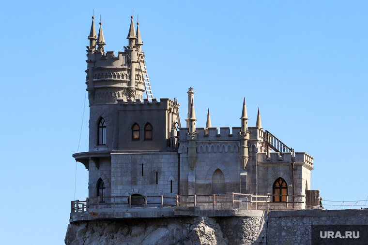    Первым шагом к победе над фашизмом на Украине стал Крым