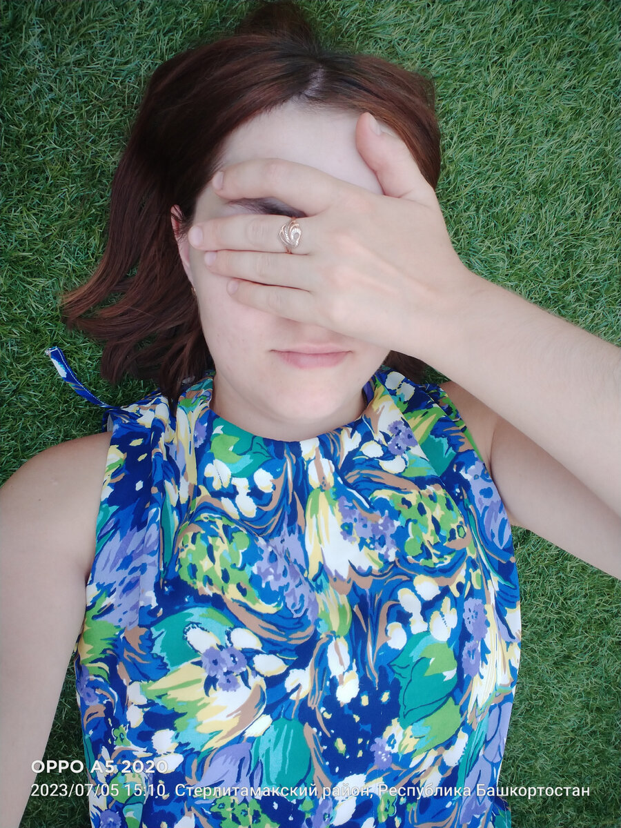 Когда хотела классную фотку, а солнце слепит прямо в глаза. 