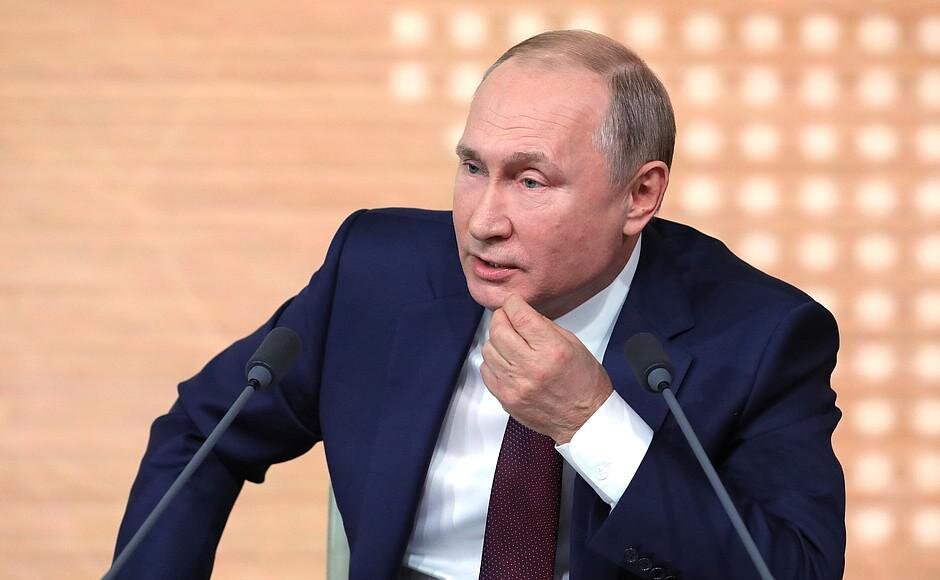    Владимир Путин предложил выплачивать пособия на ребенка до 1,5 года весь период независимо от дохода семьи