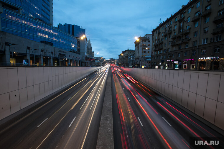    Жителям Москвы не стоит выезжать за пределы города, заявил Андрей Воробьев