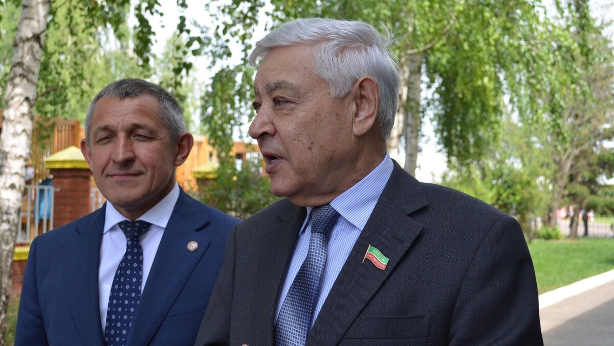     Спикер Госсовета Фарид Мухаметшин во время пресс-конференции заявил, что больше не планирует избираться.