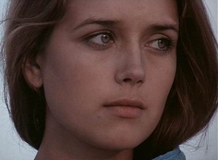 Кадры из фильмов: "Хождение по мукам" (Ирина Алферова); "Узник замка Иф"(Анна Самохина); "Тихий Дон" (Элина Быстрицкая); "Человек-амфибия" (Анастасия Вертинская)