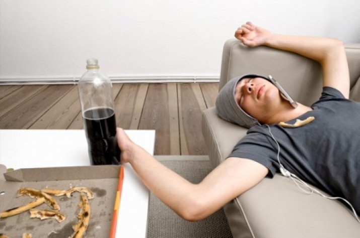 Источник https://rus.ventasbalss.lv/zinas/obsestvo/22556-shtejnbuka-molodezh-kotoraya-ne-rabotaet-i-ne-uchitsya-sostavila-by-v-latvii-celyj-gorod