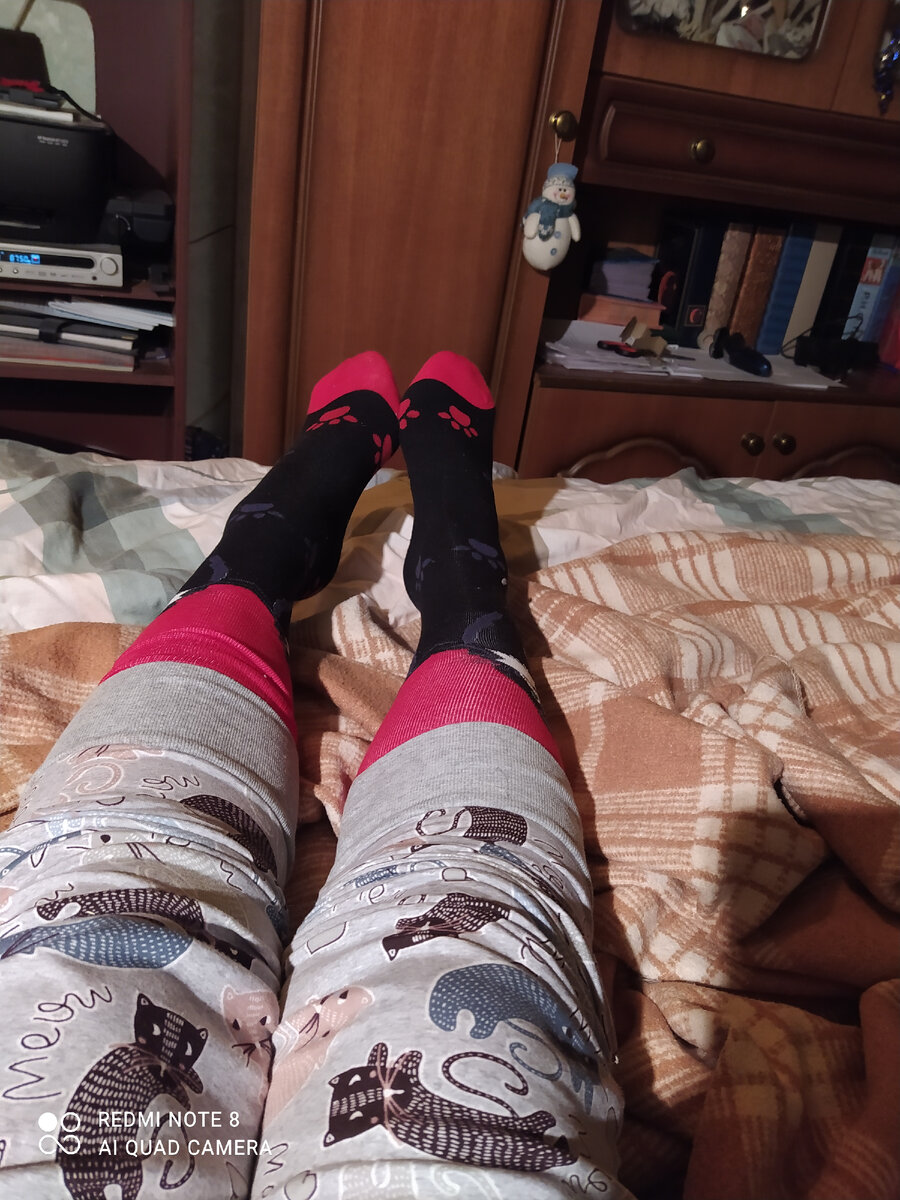 Котоформа. Ведь везде требуется свой дресс-код. Так и в доме с котамииии).