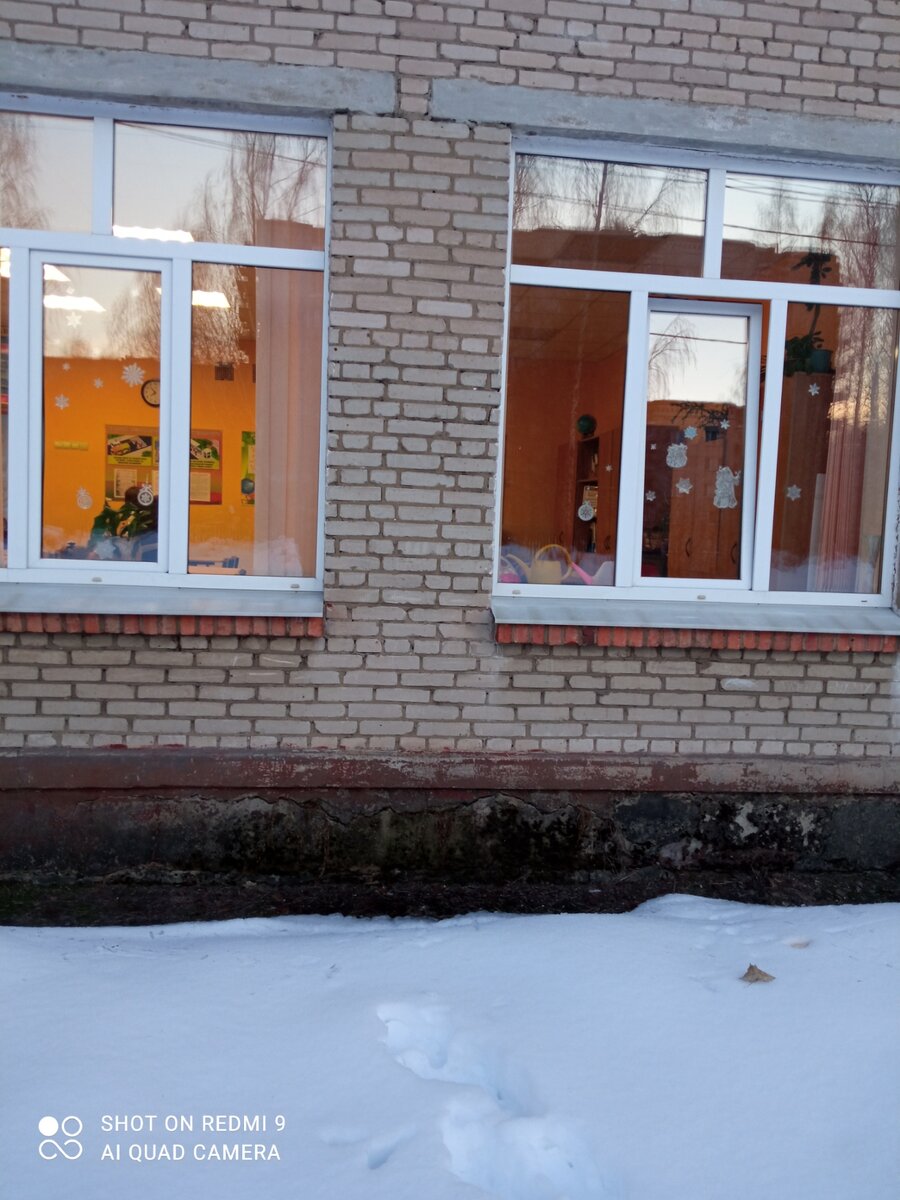 В советское время в классе кипела жизнь, а теперь в капиталистическом угаре мы отправляем детей в класс получать услуги, которые сами не понимаем и не заказываем.