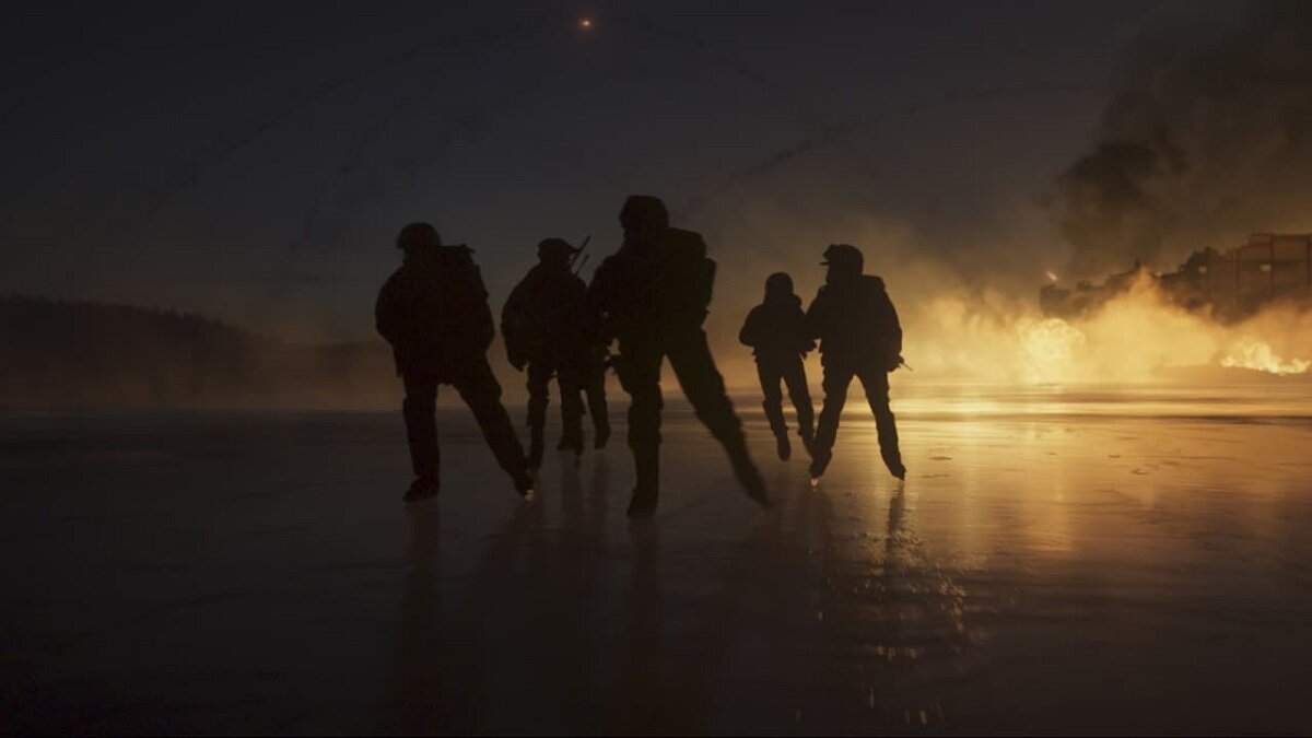 К слову сказать, шведы не изобрели велосипед.  Биатлон на коньках существует давно и называется вроде бы скай-шутингом. 