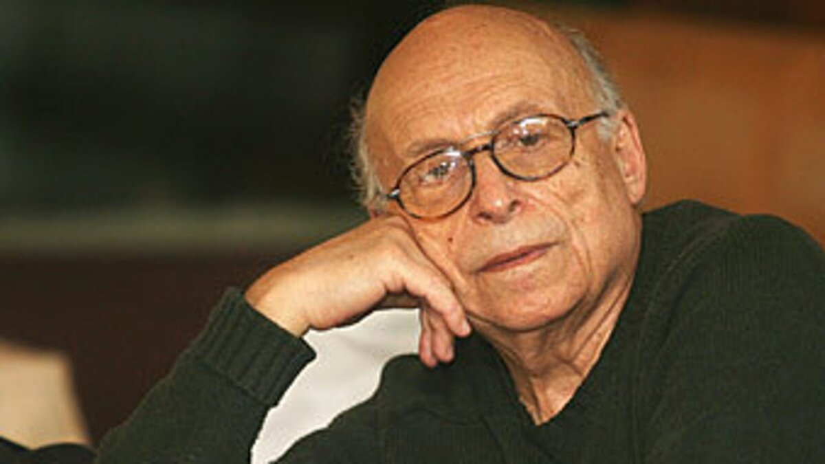 Он писал блатные песни и детские повести. Как сложилась жизнь Юза ...