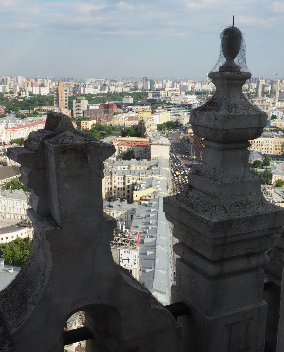 Высотка на Красных Воротах. Секретный репортаж из самой закрытой высотки  Москвы | Беспорядочные путешествия | Дзен