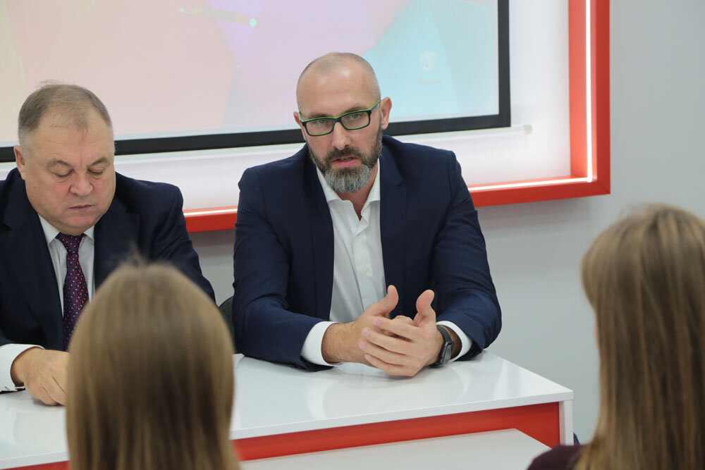 На открытии именной аудитории ВК "Белогорье".