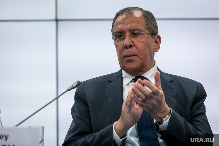    По словам Сергея Лаврова, РФ находится в диалоге с властями Афганистана