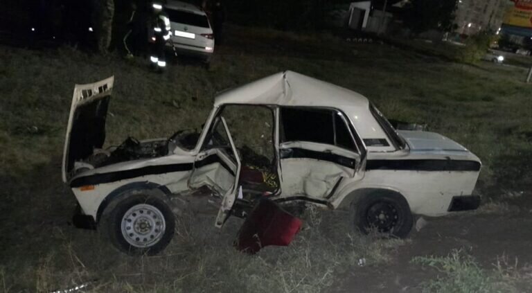    В Бузулуке водитель Шкоды после столкновения в ВАЗом скрылся с места аварии Кристина Просвиркина