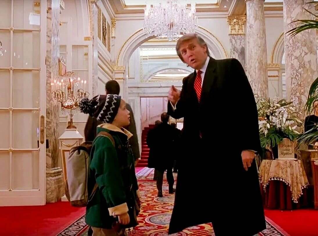 Кадр из фильма «Один дома 2: Затерянный в Нью-Йорке (Home Alone 2: Lost in New York)» 1992 года