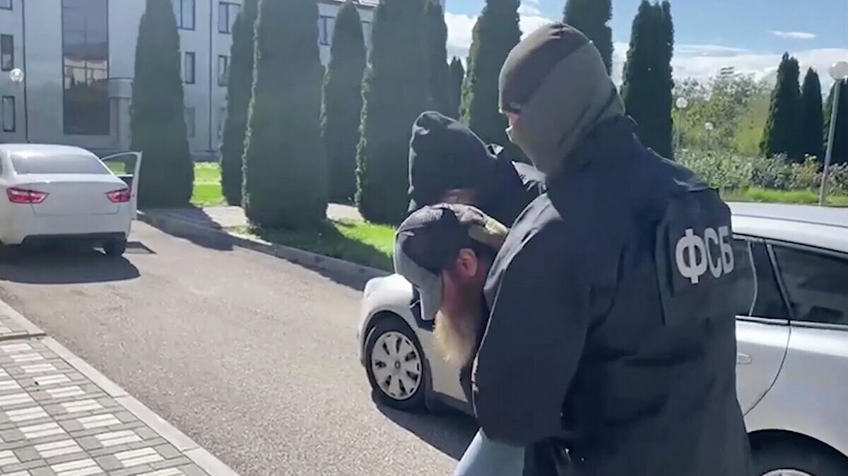    Задержание в Нефтекумске гражданина России, причастного к вооруженным нападениям в составе бандформирований Ш. Басаева и Э. Хаттаба© ФСБ России