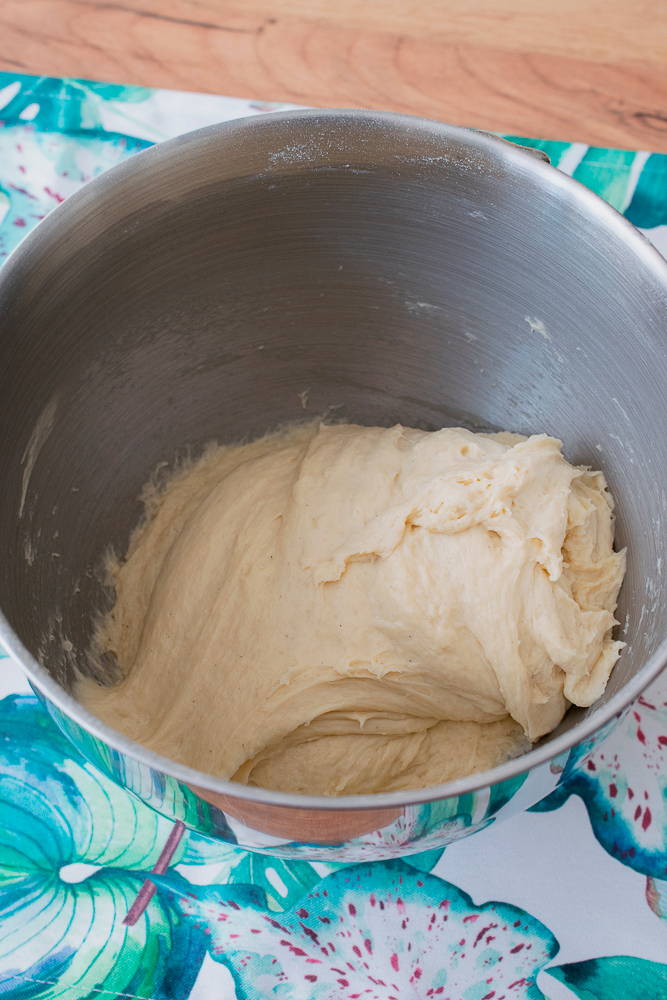 Замешиваем тесто