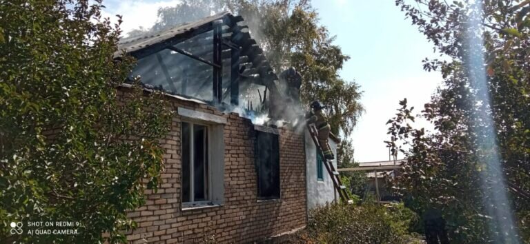    В Адамовском районе неисправная электропроводка стала причиной пожара в жилом доме Андрей Севостьянов