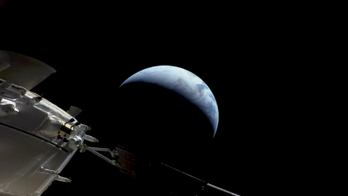 "Орион" возвращается на Землю (11 декабря 2022 года), изображение из открытых источников