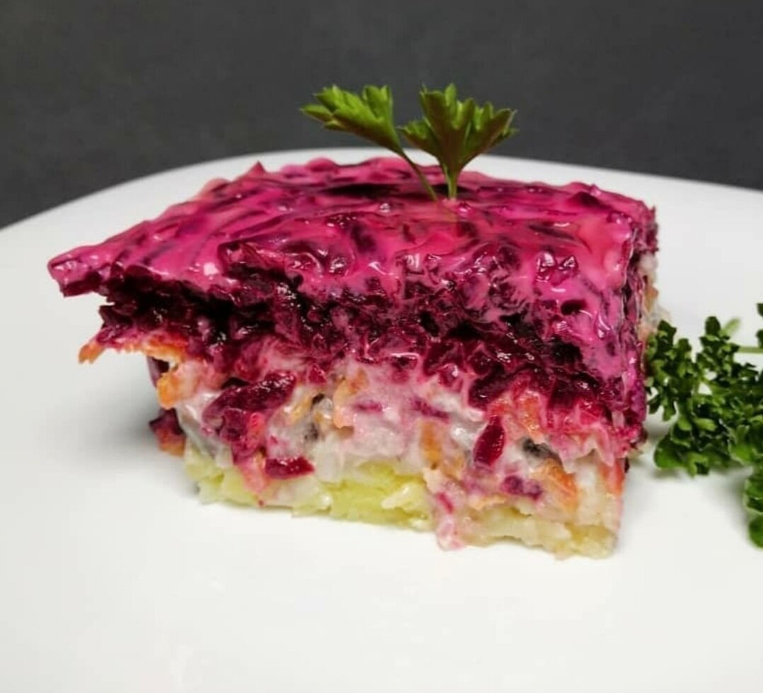 салат селёдка под шубой без селёдки. сельдь подшуба. селедка под шубой с минтаем. сельдь "сельдь под шубой". королевская подшуба.