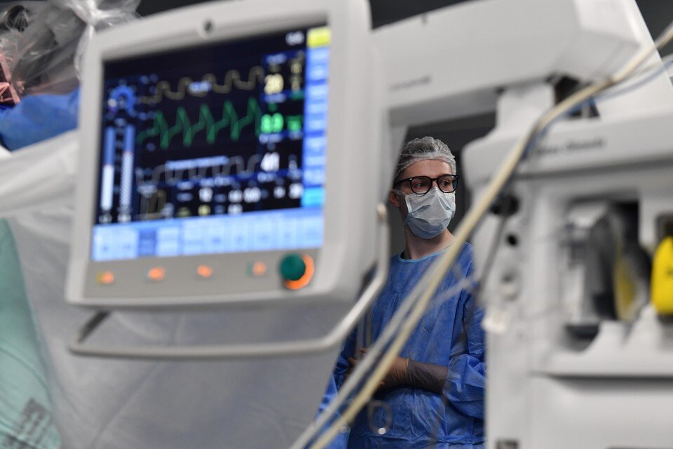     Экс-заместителя главврача больницы Ставрополя обвиняют в получении взятки на 7,3 млн рублей Иван МАКЕЕВ