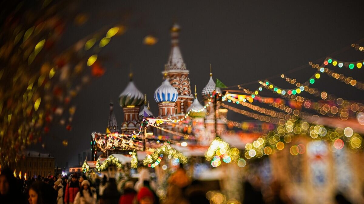    ГУМ-ярмарка на Красной площади в Москве© РИА Новости / Александр Вильф