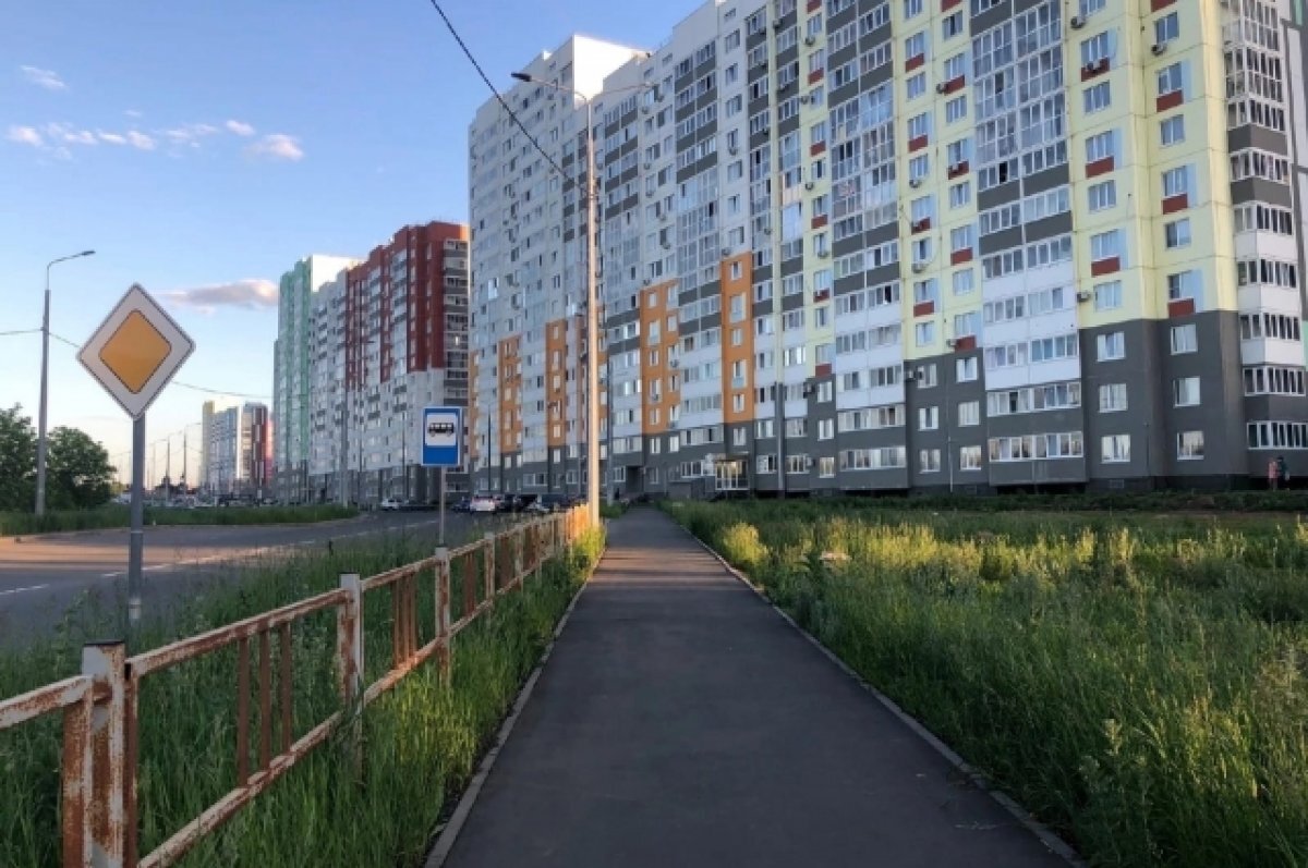    Улицу Бр. Хусаиновых в Оренбурге приведут в порядок до сентября.