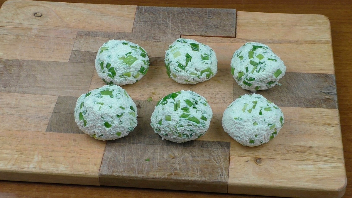 Сырные лепешки с зеленью, на кефире, пошаговый рецепт с фото на ккал