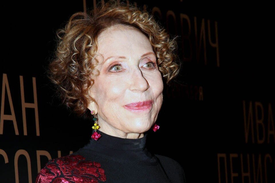     Сергей Собянин выразил соболезнования в связи со смертью Инны Чуриковой