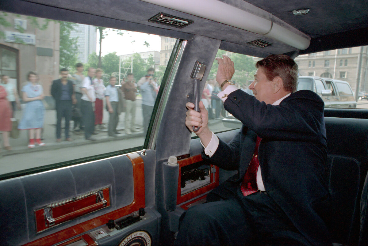 визит рейгана в москву 1988