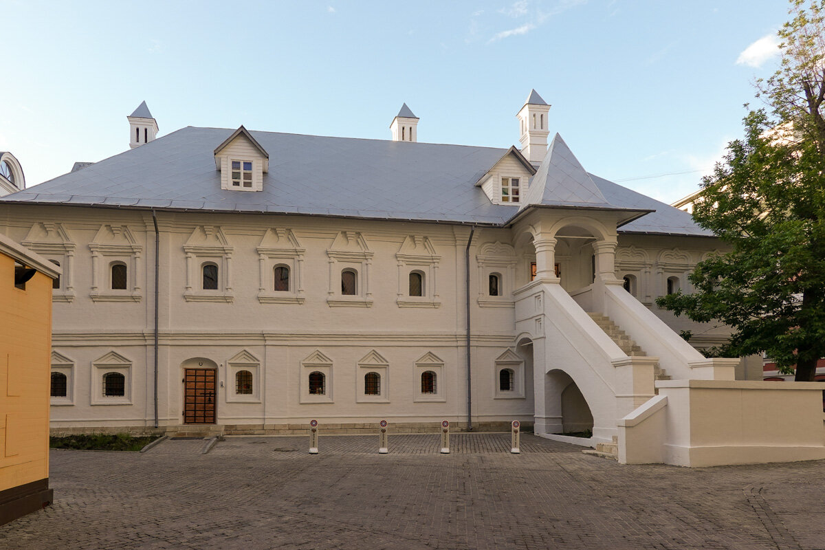 Улица Кузнецкий Мост, 17, строение 2