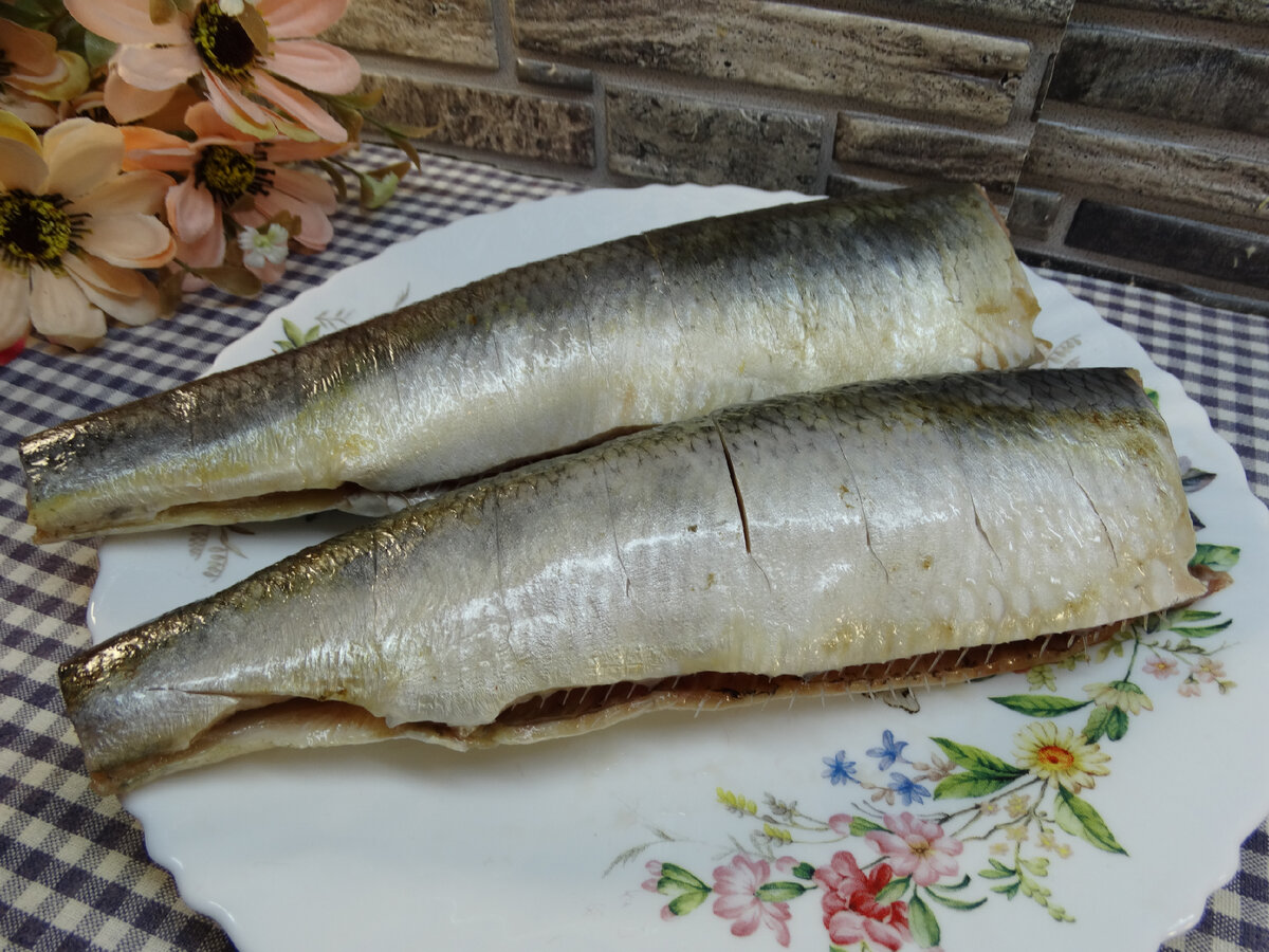 Сельдь, запеченная в духовке (пошаговый фото рецепт) - ВашВкус