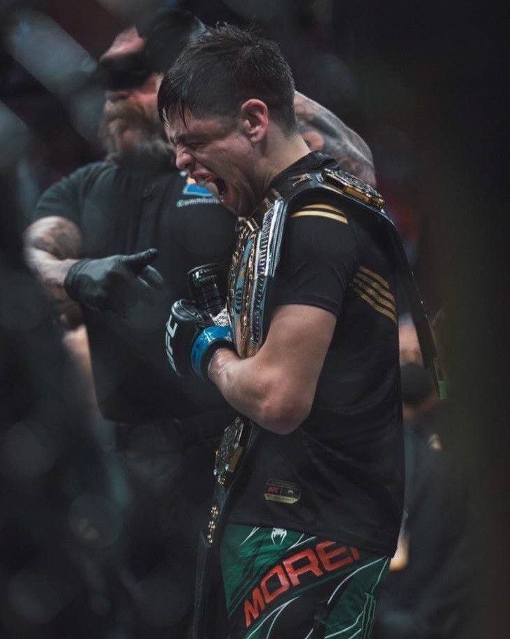  
- Продолжай жить, потому что завтра может быть тем днем, когда ты получишь то, к чему ты стремился все эти долгие годы!

Возможно исполнится твоя заветная мечта, возможно ты встретишь любовь всей своей жизни, найдешь любимое дело, увидишь самый красивый закат в своей жизни или создашь самое лучшее воспоминание, так что, пожалуйста, продолжай!🎯

У тебя все будет замечательно!