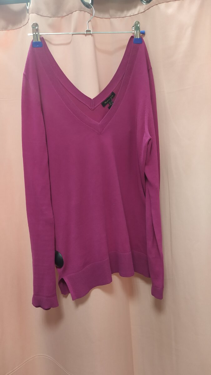 Пуловер Massimo Dutti.