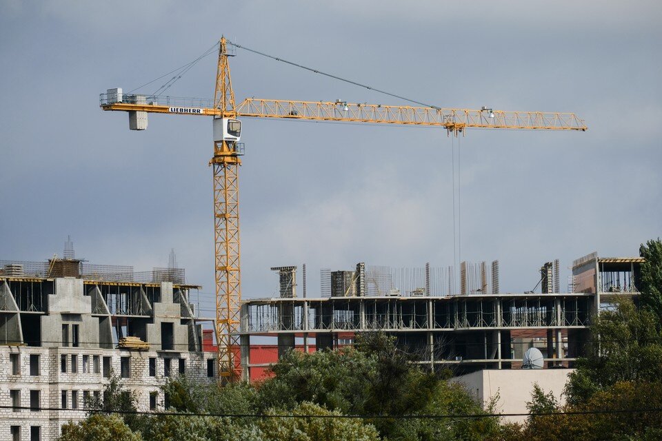     Здание будут строить около двух лет. Артем КИЛЬКИН