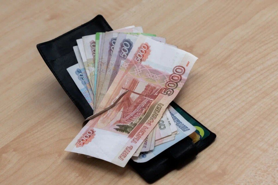     Пострадавшие при ЧС петербуржцы смогут легко и просто получить денежные выплаты через Госуслуги. Юлия ПЫХАЛОВА