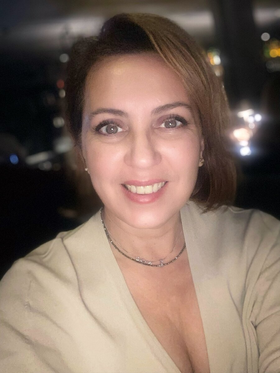 Эвелина Гаевская, соцсети @evelinagaevskaya. Посмотри мне в глаза!