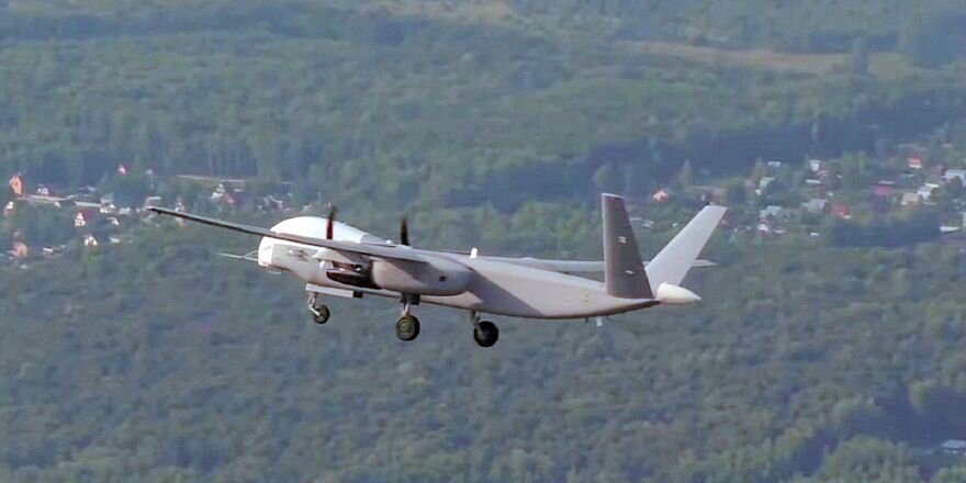 Основное назначение "Сокол Алтиус" - удовлетворение потребности России в средневысотном летательном аппарате большой продолжительности полета. pinterest.com