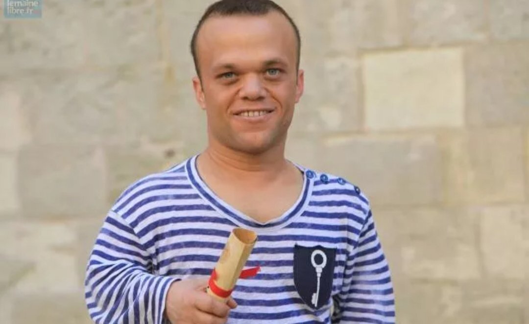 Паспарту форт боярд. Карлики форта. Андре буше форт боярд. Паспарту форт боярд. Пасмюрай форт боярд актер.