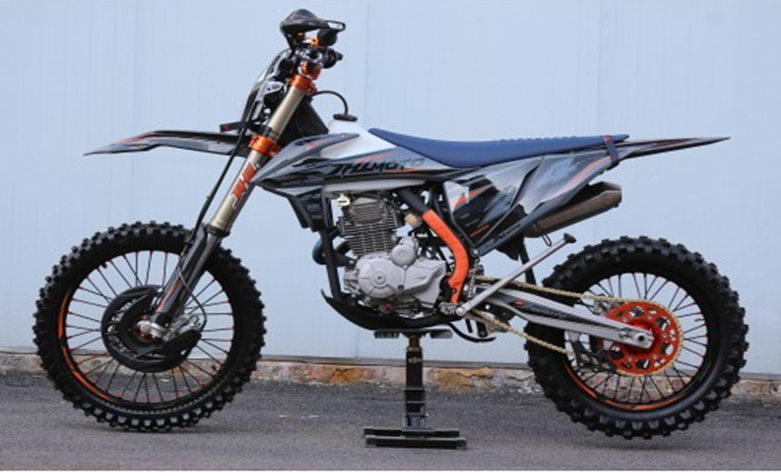 Мотоцикл Z4 от бренда JHLmoto вид сбоку