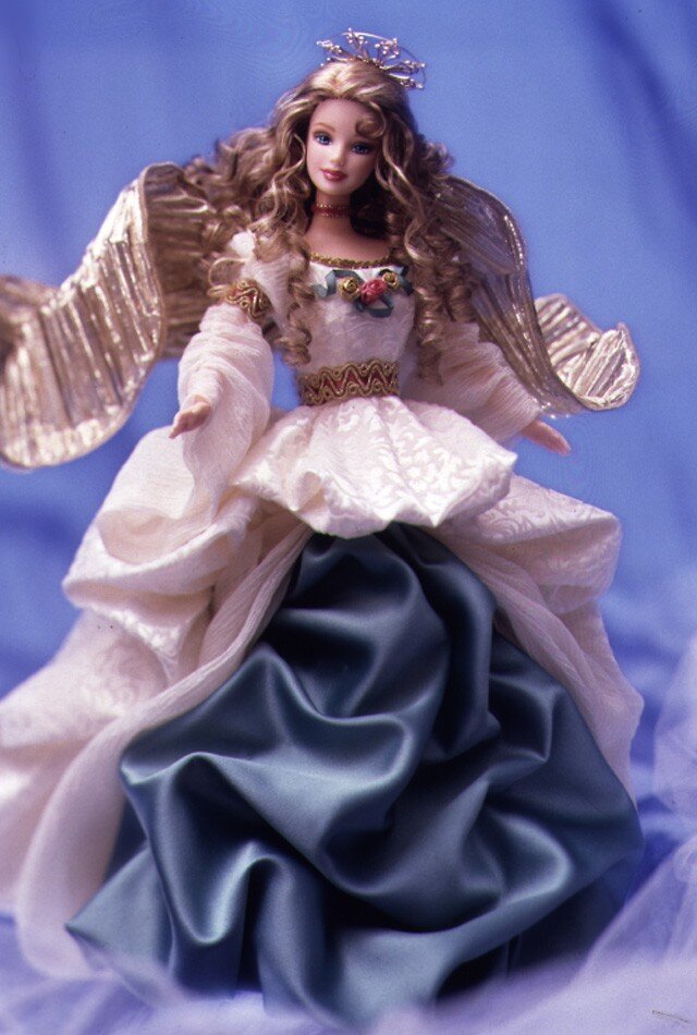 http://dollshouse.ucoz.net/Barbie-Angels/1998-Angel-of-Joy-Barbie-Doll-001.jpg