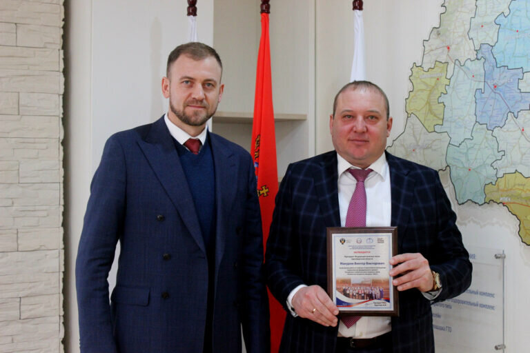    Президент федерации лыжных гонок Оренбуржья отмечен Российским любительским лыжным союзом Кристина Просвиркина