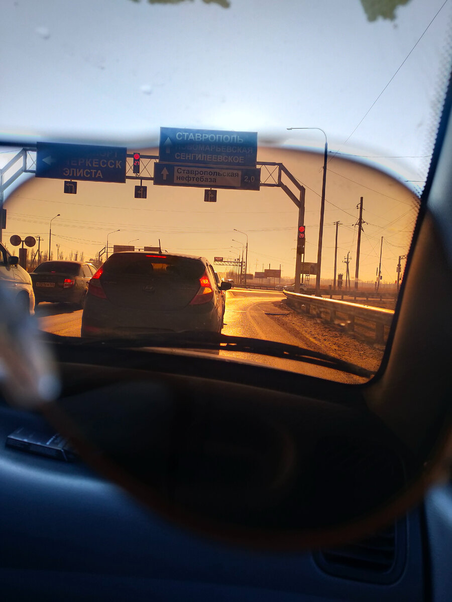 Множество людей граничат себя отсутствием времени, финансов и т.д. 