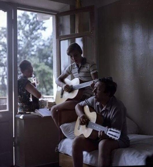 Юpий Никулин с ceмьей в Сочи, 1970–e