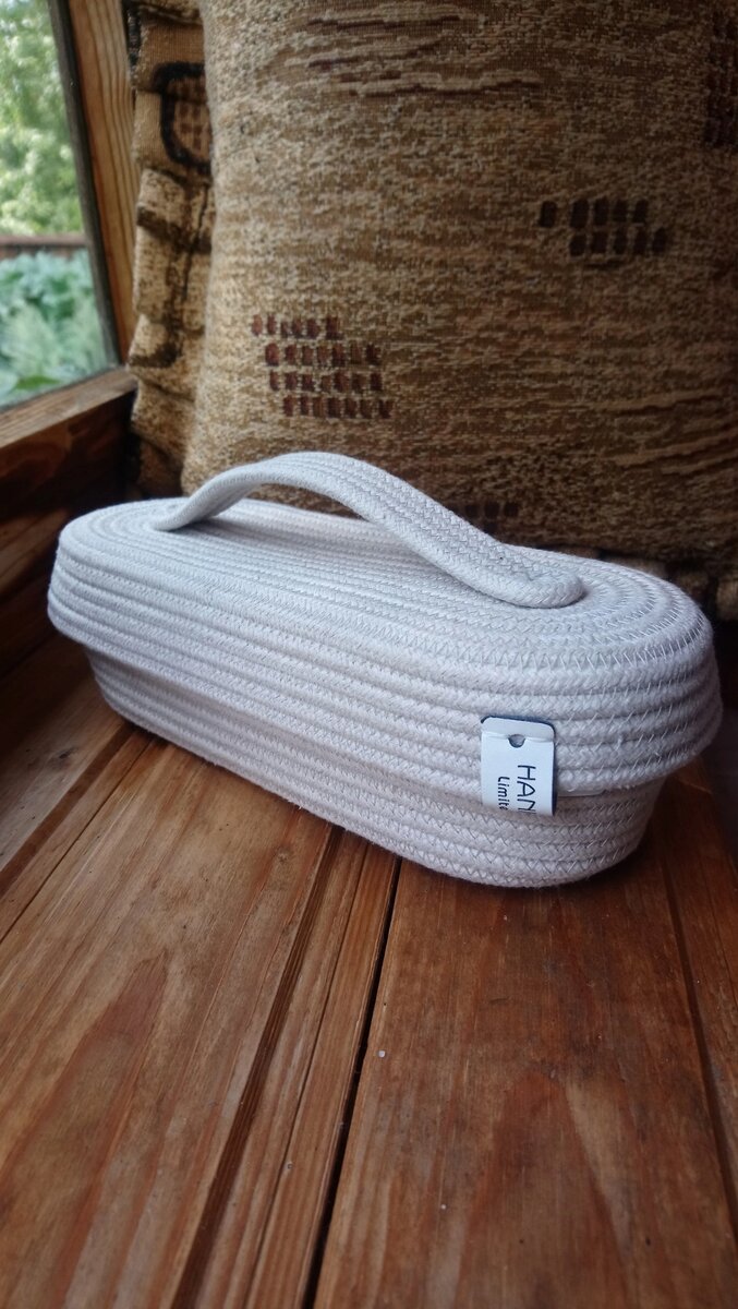 Корзина овальной формы с крышкой