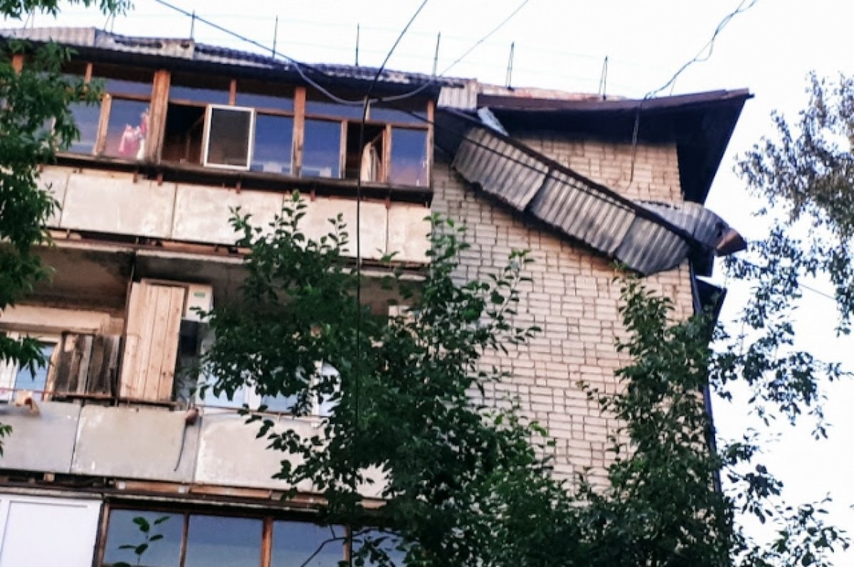    В Тюмени из-за дождя затопило некоторые многоквартирники