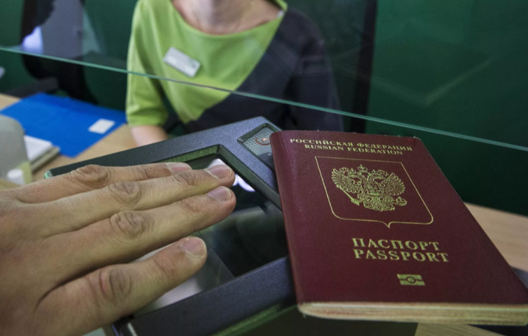 Откуда мошенники получают данные 