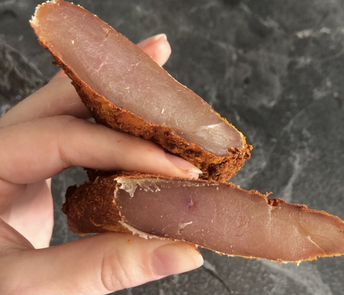 Срез уже готового мяса