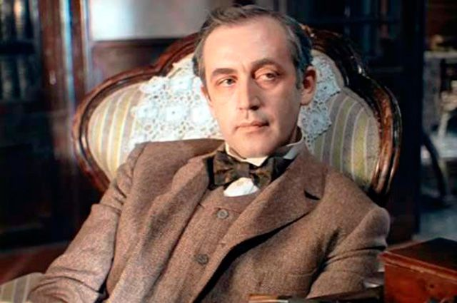 Василий Ливанов