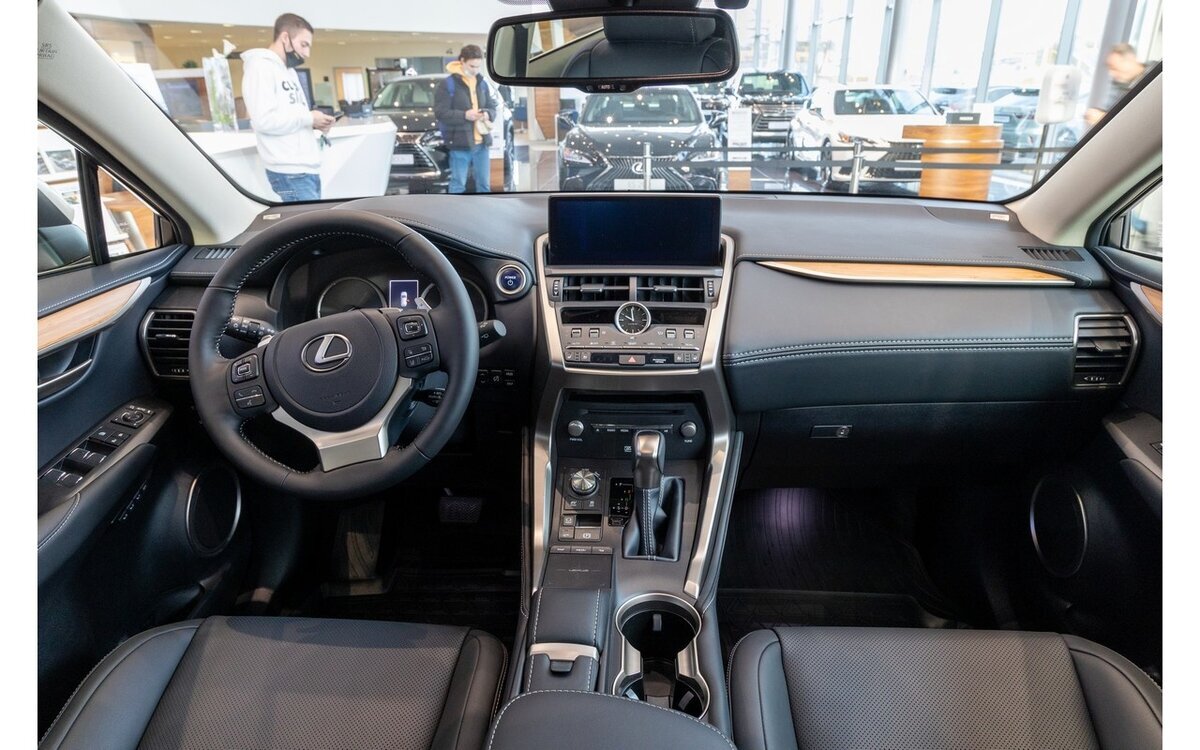 Lexus NX. Источник иллюстрации - auto.ru